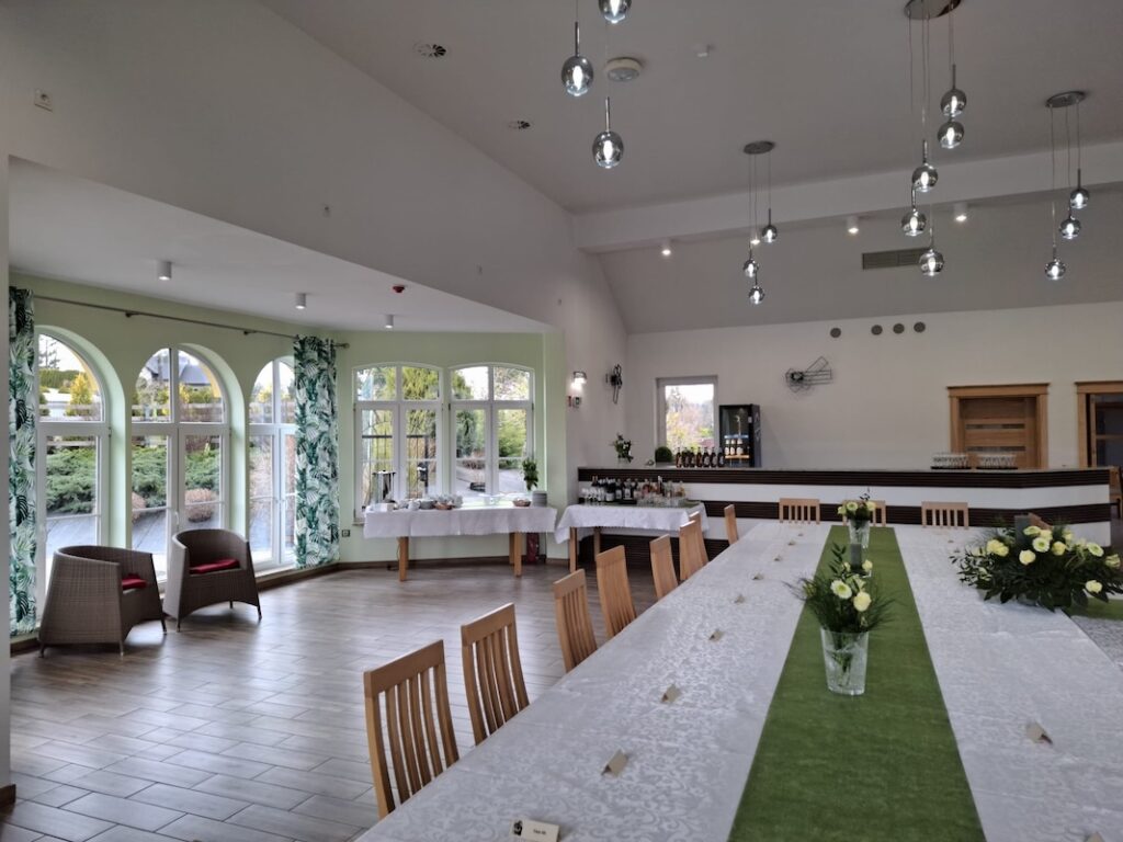 Sala biesiadna Kaszuby – przestrzeń przygotowana na imprezę
